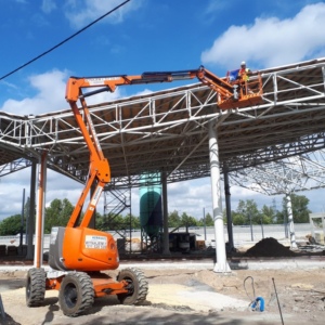 haulotte ha16px na budowie